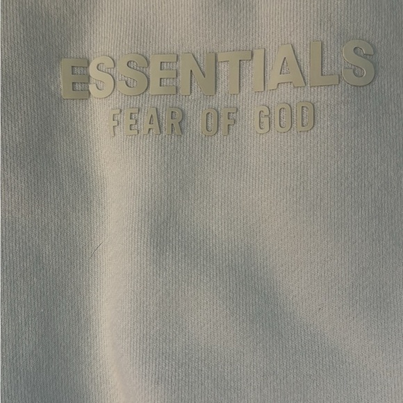 Fear of God, Essentials, Crewneck, White Cloud Size XS - Picture 4 of 8